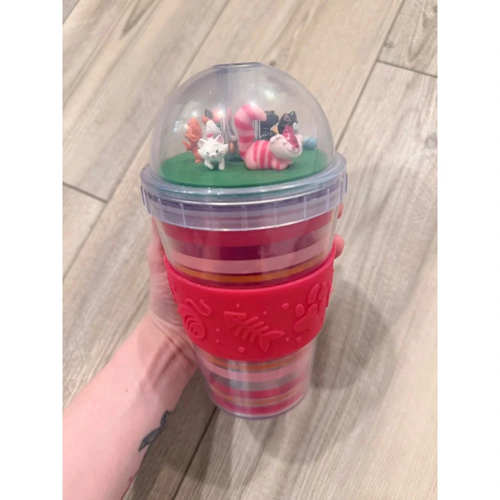 Disney Parks Cat Figurines‎ Dome Lid Tumbler Pink Striped Cup 14.2oz No Straw